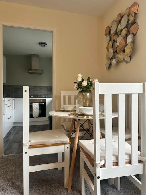 Stylish 2 Bedrooms Flat In A Quiet Cul-De-Sac Area, Near Sheffield City Centre With Free Parking Εξωτερικό φωτογραφία